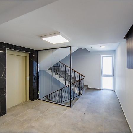 Duo Vibe Apartment ออราแด ภายนอก รูปภาพ