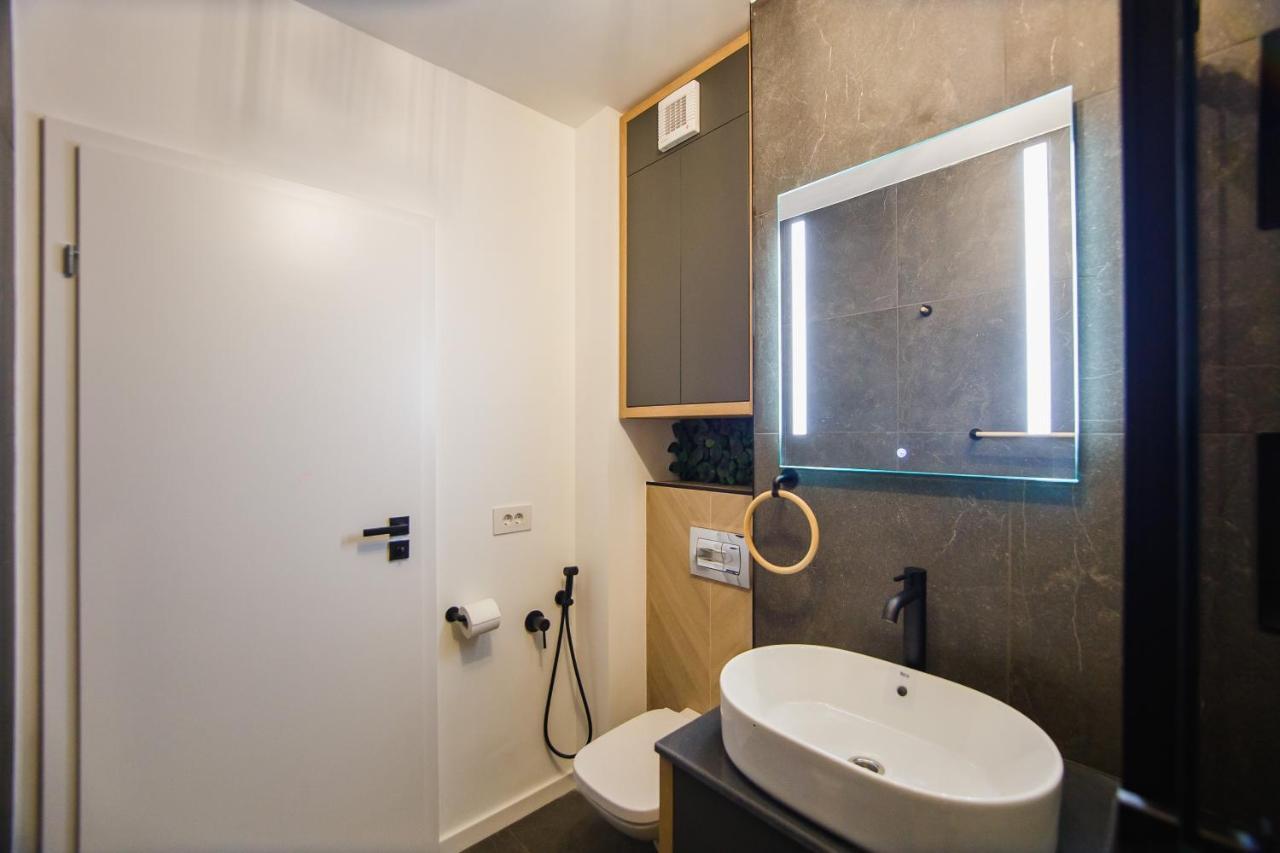 Duo Vibe Apartment ออราแด ภายนอก รูปภาพ