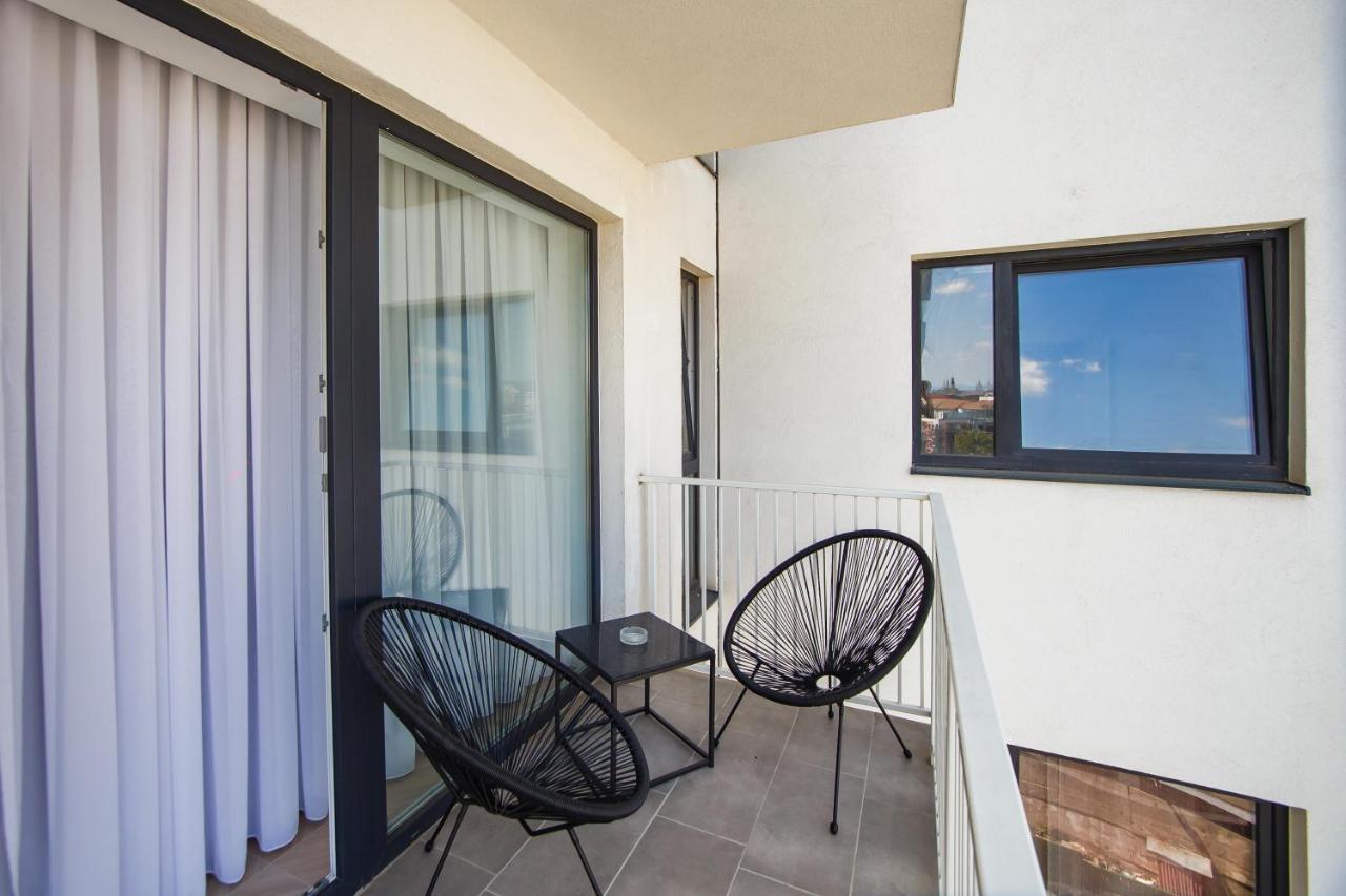 Duo Vibe Apartment ออราแด ภายนอก รูปภาพ